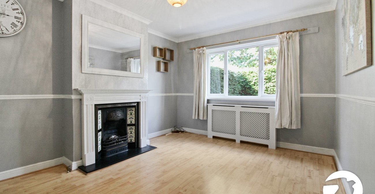 2 bedroom property to rent in London | Robinson Jackson