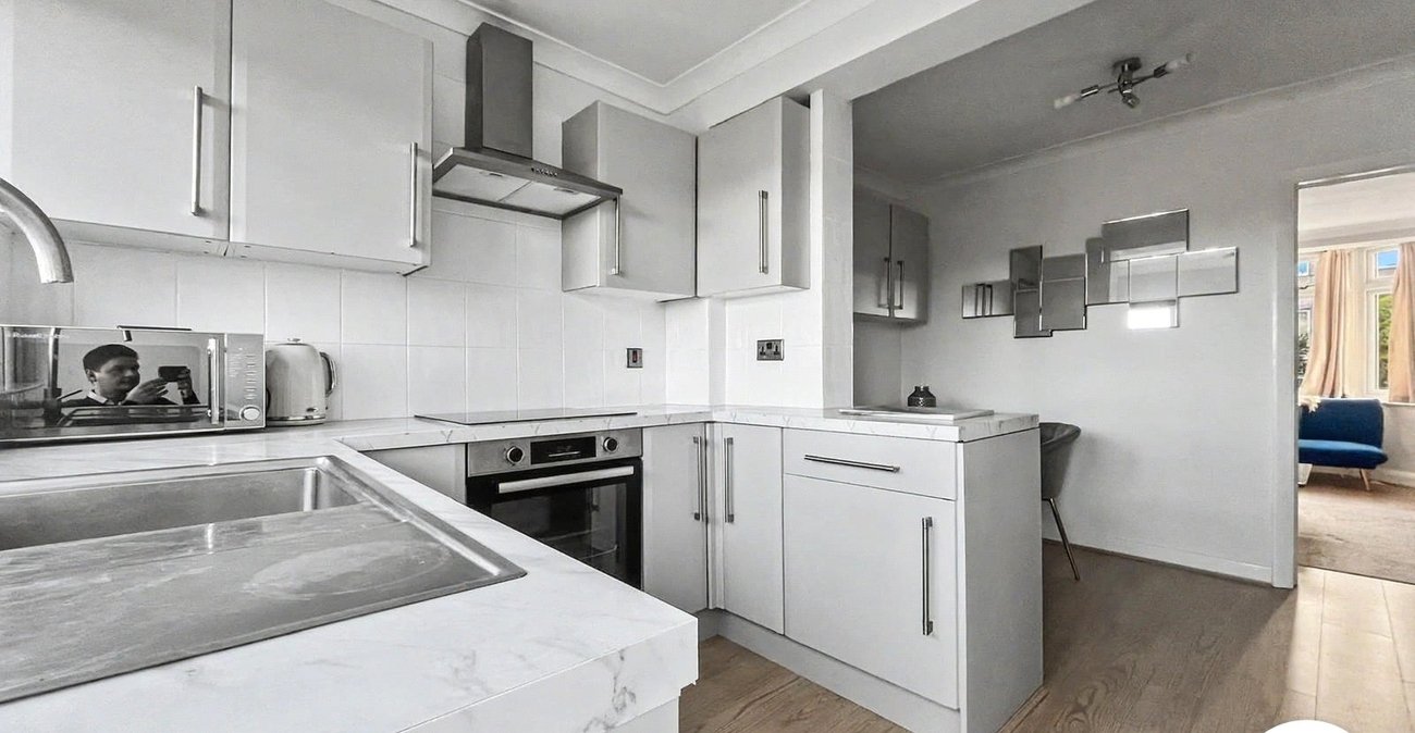 3 bedroom house to rent in Belvedere | Robinson Jackson