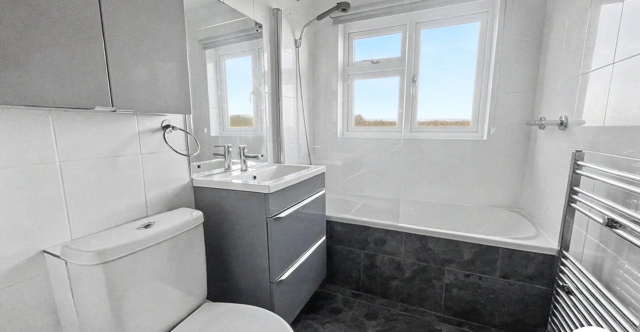 3 bedroom house to rent in Belvedere | Robinson Jackson