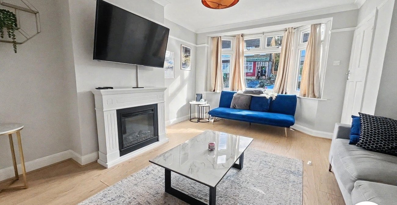 3 bedroom house to rent in Belvedere | Robinson Jackson