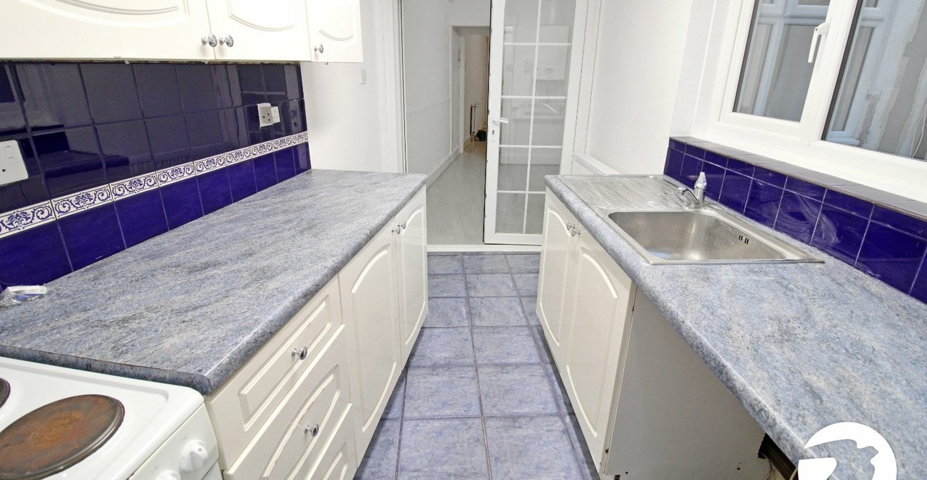 2 bedroom house to rent in Gravesend | Robinson Michael & Jackson