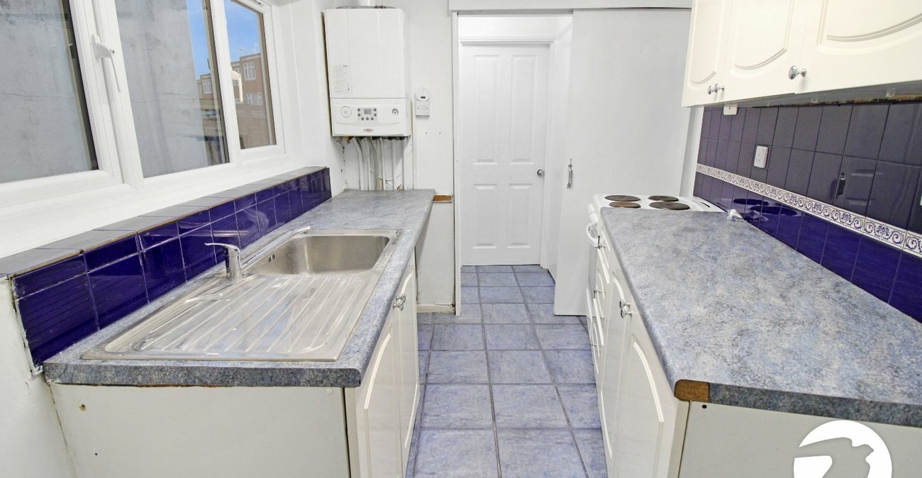 2 bedroom house to rent in Gravesend | Robinson Michael & Jackson