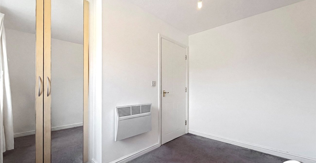 2 bedroom property to rent in London | 