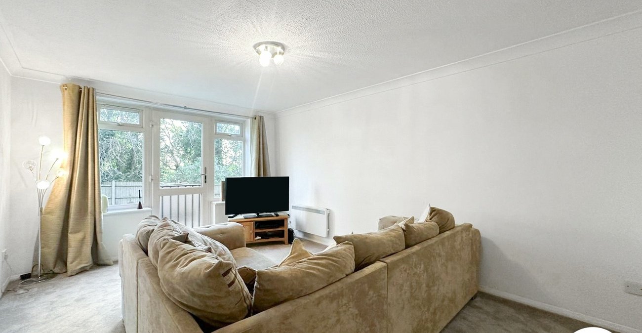 1 bedroom property to rent in Belvedere | 