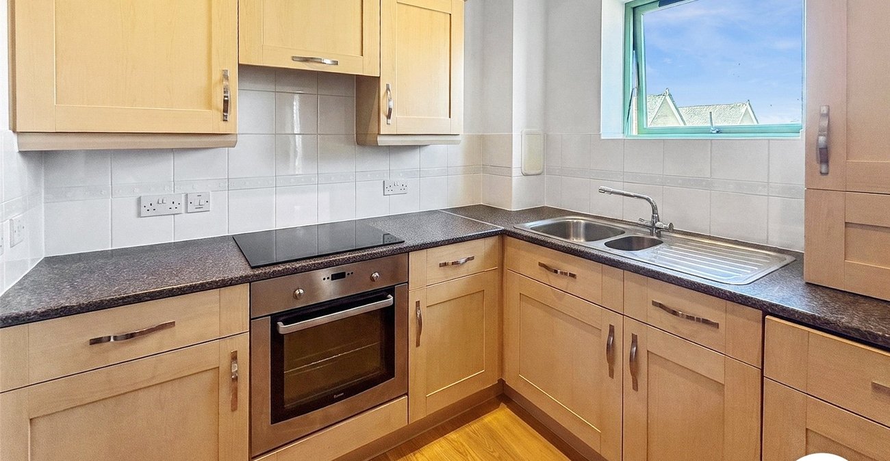 2 bedroom property to rent in South Darenth | Robinson Jackson