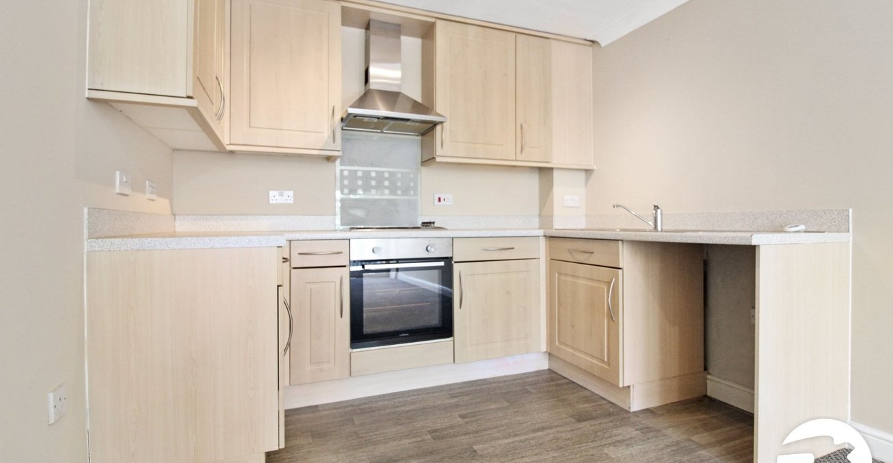 1 bedroom property to rent in Stuart Road | Robinson Michael & Jackson
