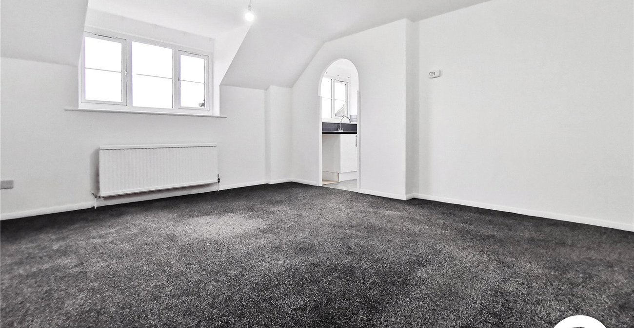 2 bedroom property to rent in Dartford | Robinson Jackson