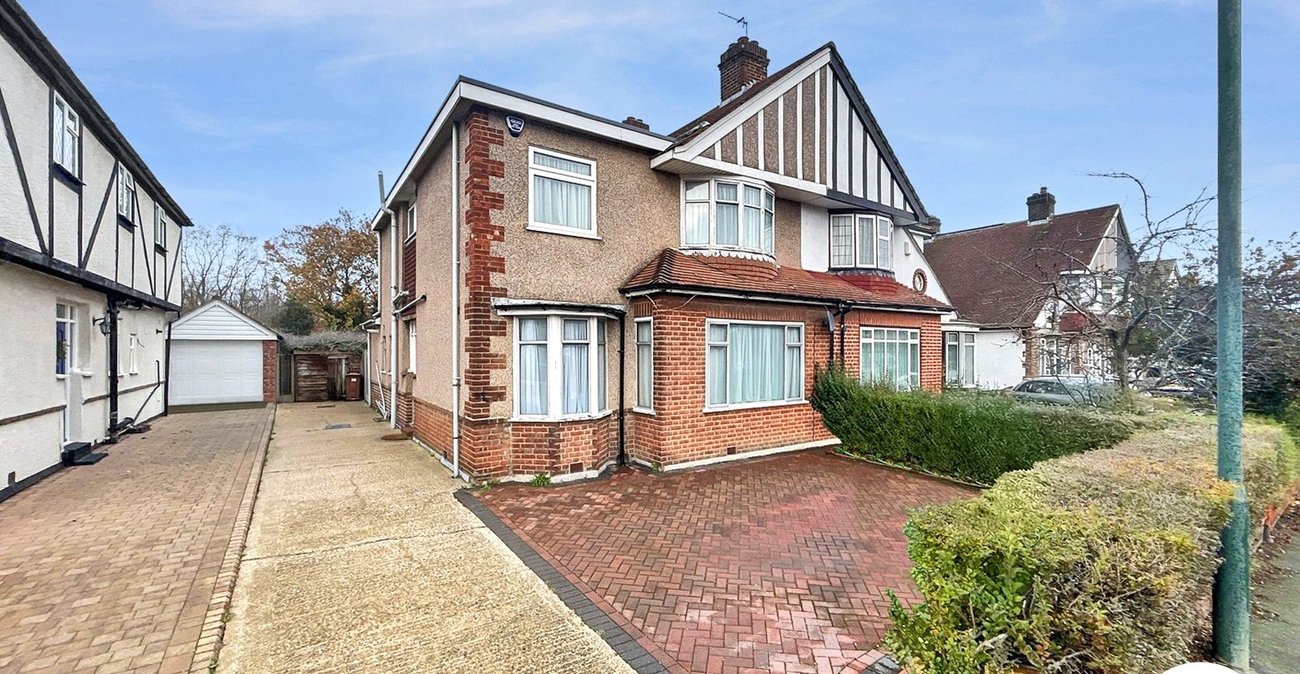5 bedroom house to rent in Sidcup | Robinson Jackson
