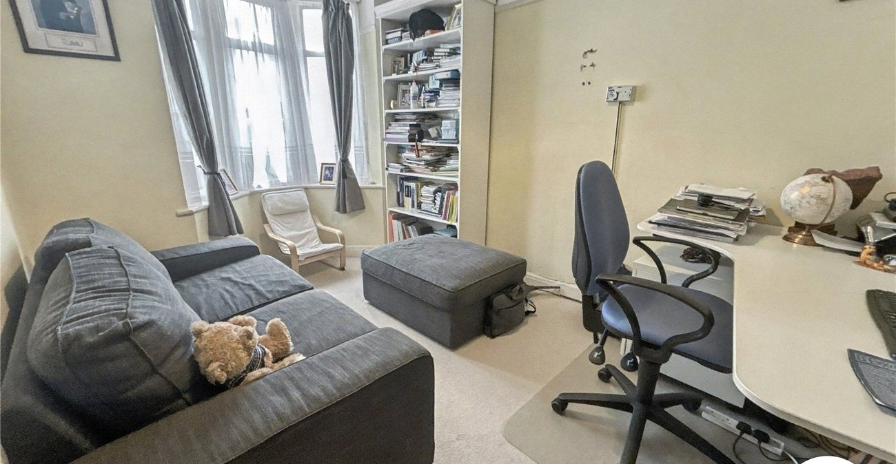 5 bedroom house to rent in Sidcup | Robinson Jackson