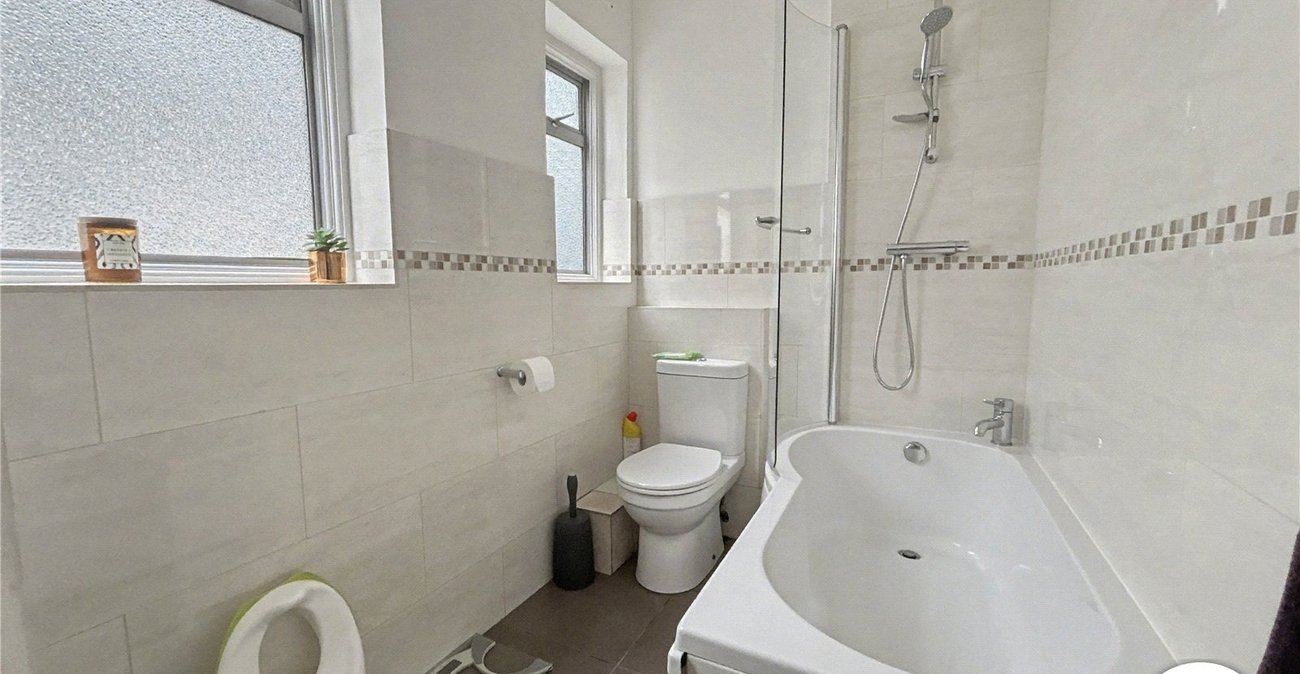5 bedroom house to rent in Sidcup | Robinson Jackson