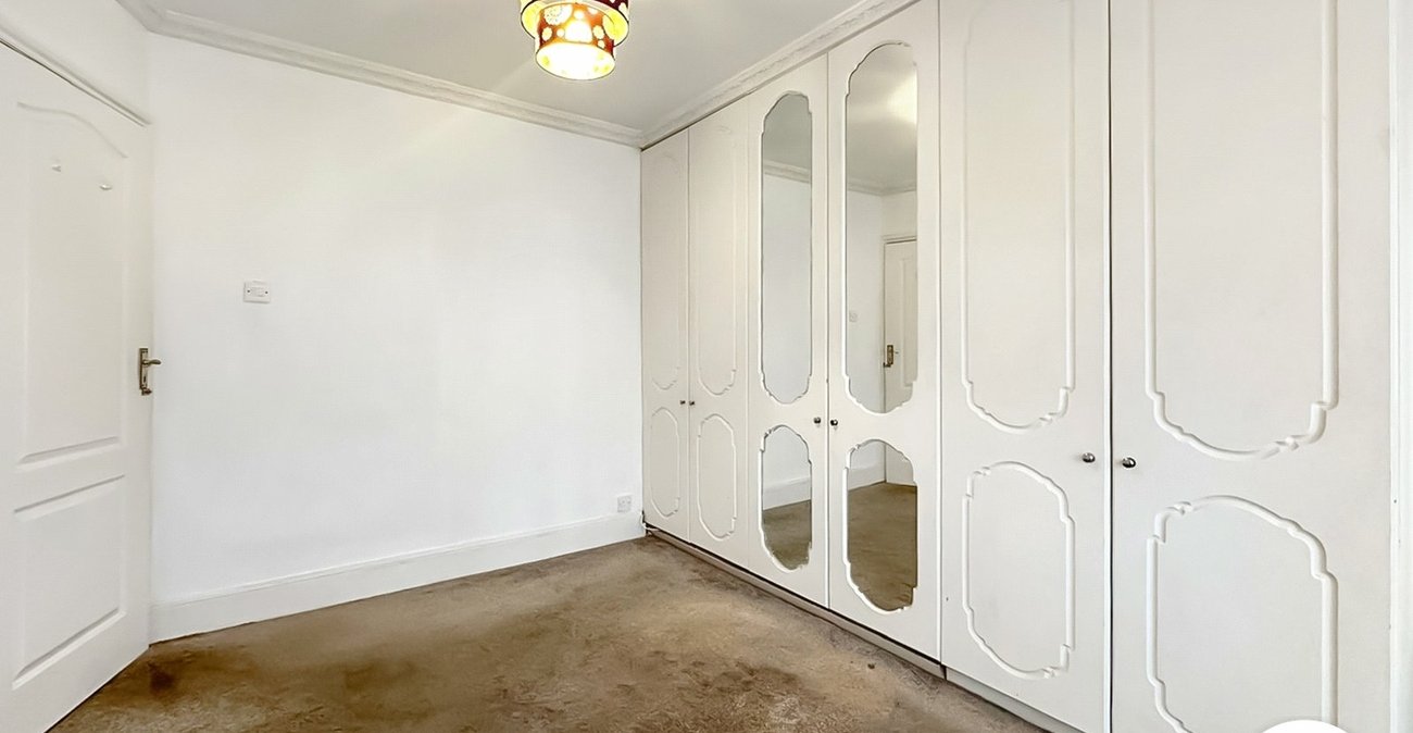 4 bedroom house to rent in Welling | 