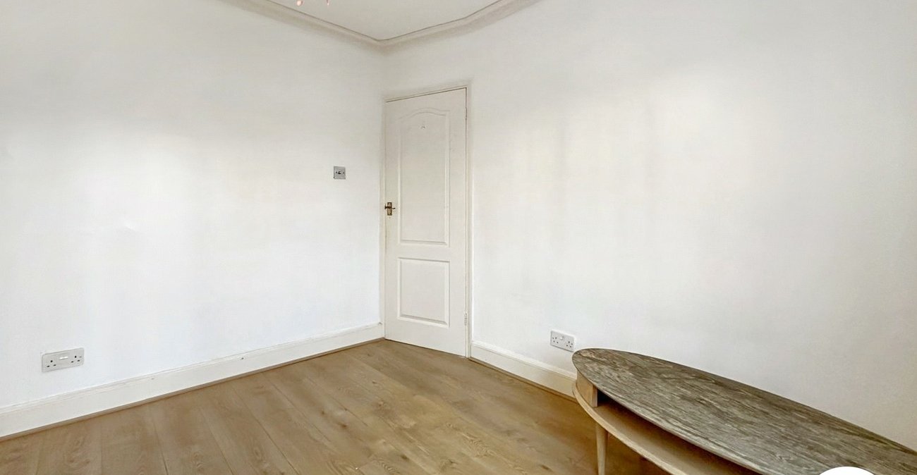 4 bedroom house to rent in Welling | 