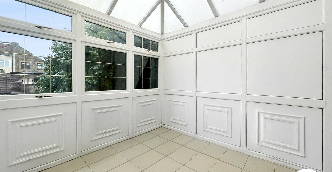 4 bedroom house to rent in Welling | 