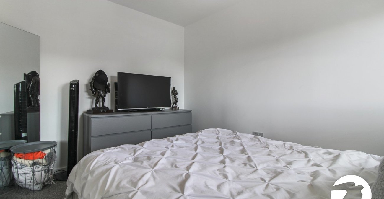 3 bedroom house to rent in Gravesend | Robinson Michael & Jackson