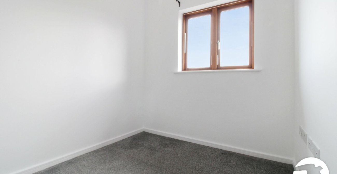 3 bedroom house to rent in Gravesend | Robinson Michael & Jackson