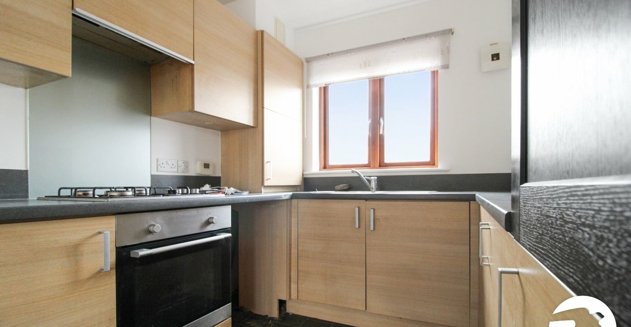 3 bedroom house to rent in Gravesend | Robinson Michael & Jackson