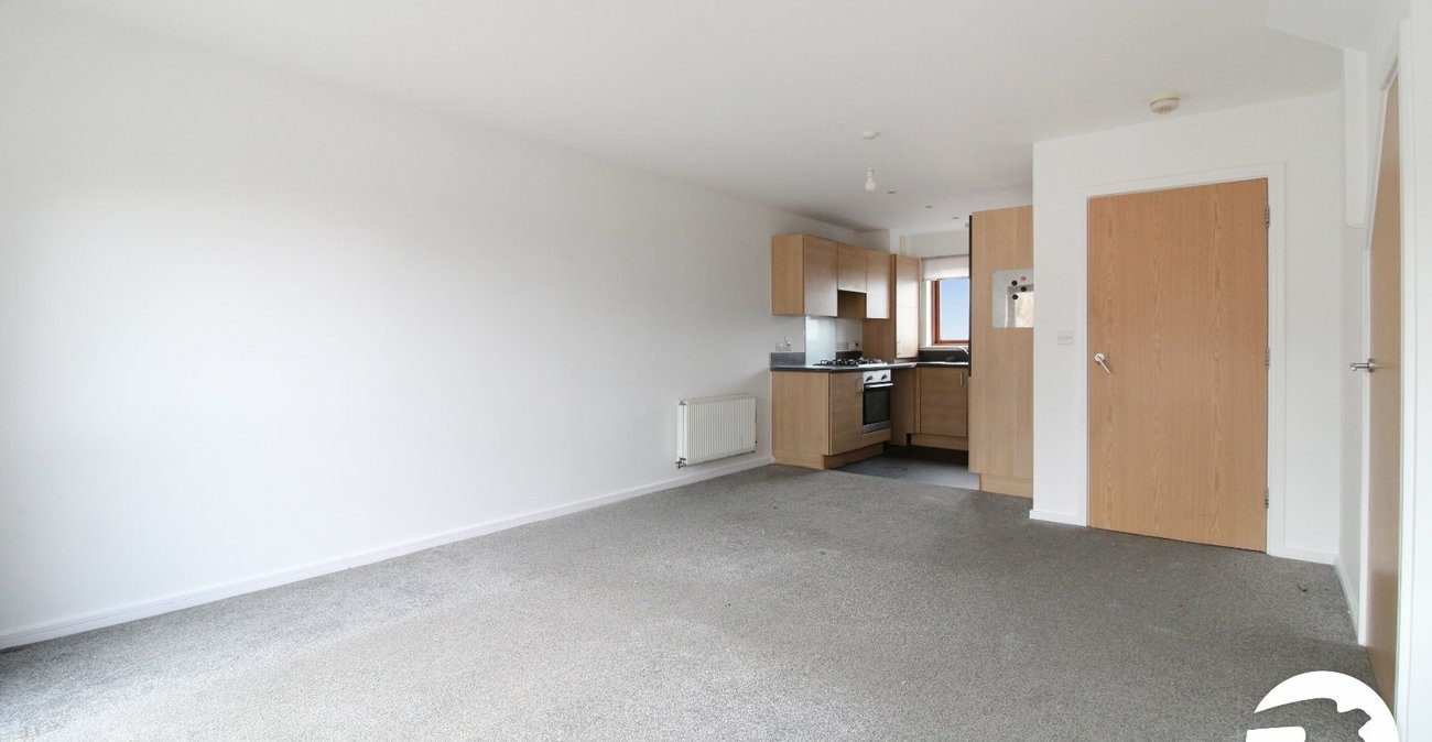 3 bedroom house to rent in Gravesend | Robinson Michael & Jackson