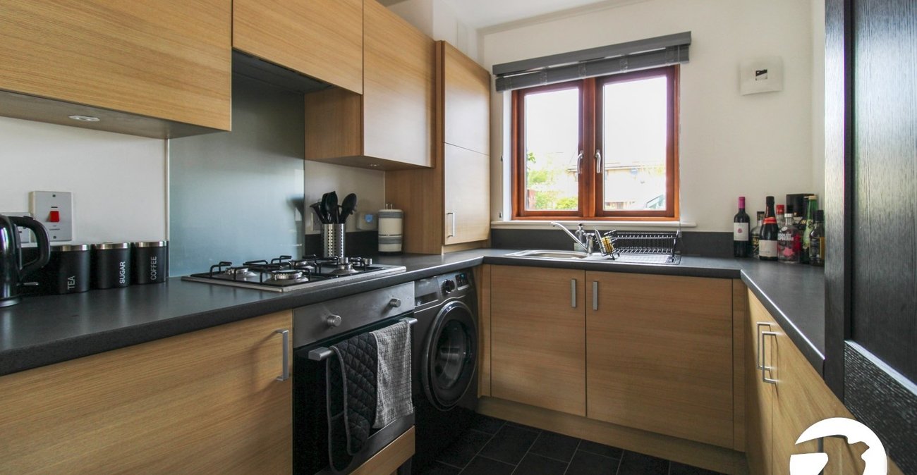 3 bedroom house to rent in Gravesend | Robinson Michael & Jackson