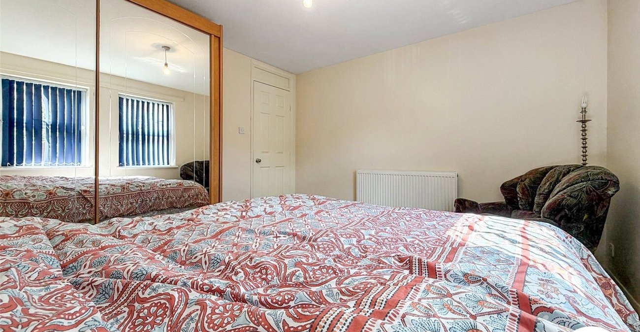 3 bedroom property to rent in London | 