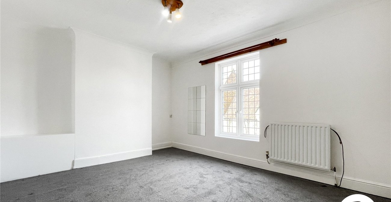 2 bedroom house to rent in Maidstone | Robinson Michael & Jackson