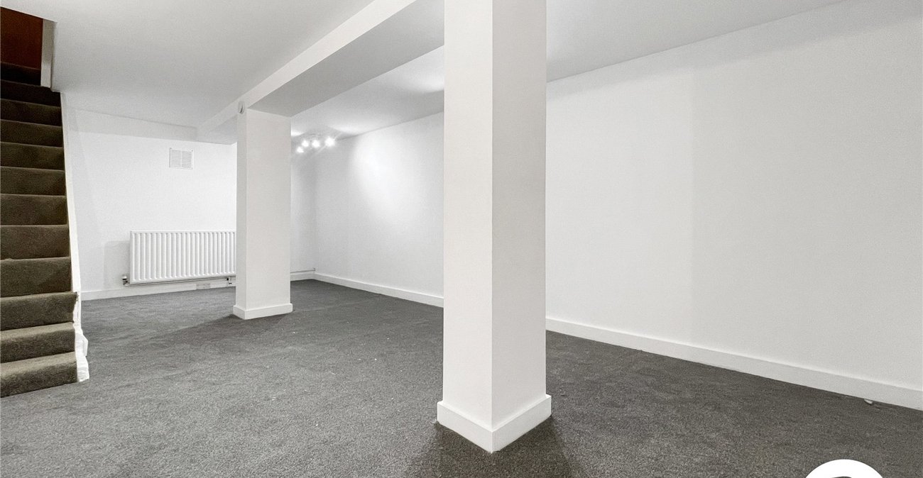2 bedroom house to rent in Maidstone | Robinson Michael & Jackson