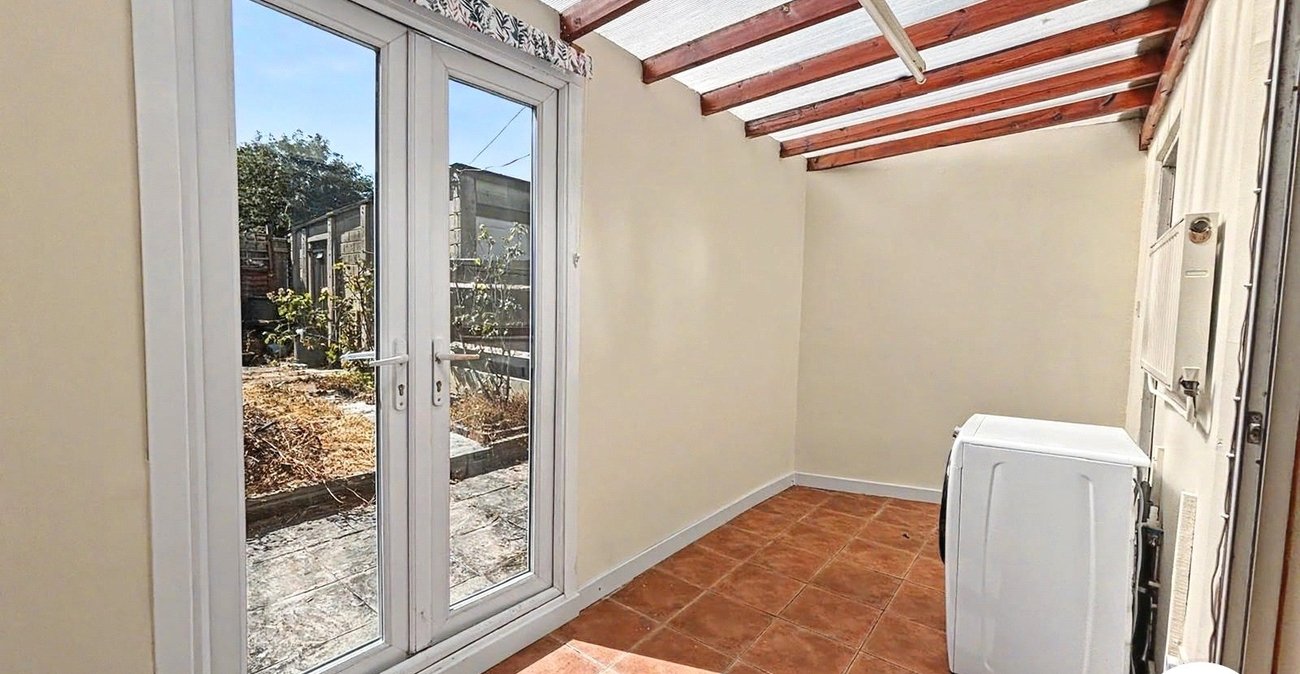 3 bedroom house to rent in Dartford | Robinson Jackson