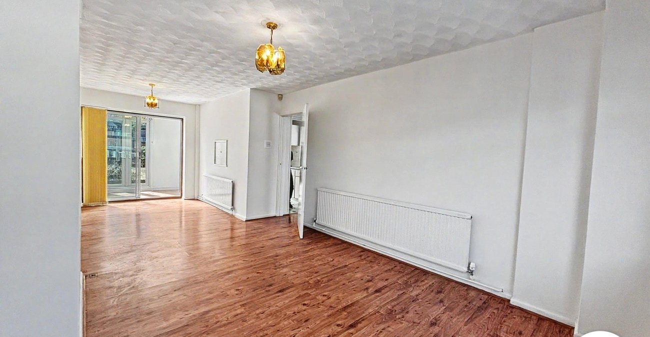 3 bedroom house to rent in Dartford | Robinson Jackson