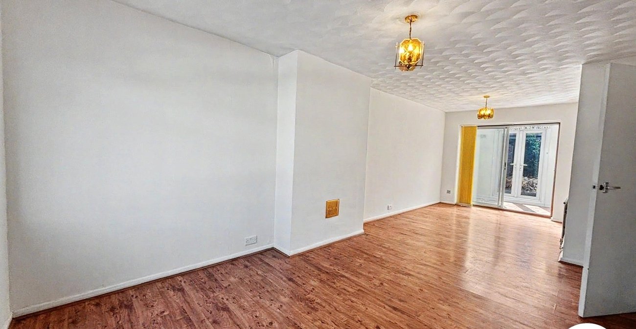 3 bedroom house to rent in Dartford | Robinson Jackson