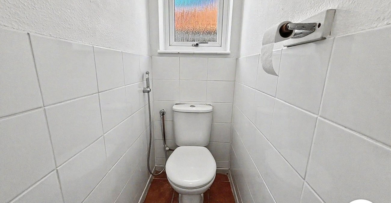 3 bedroom house to rent in Dartford | Robinson Jackson