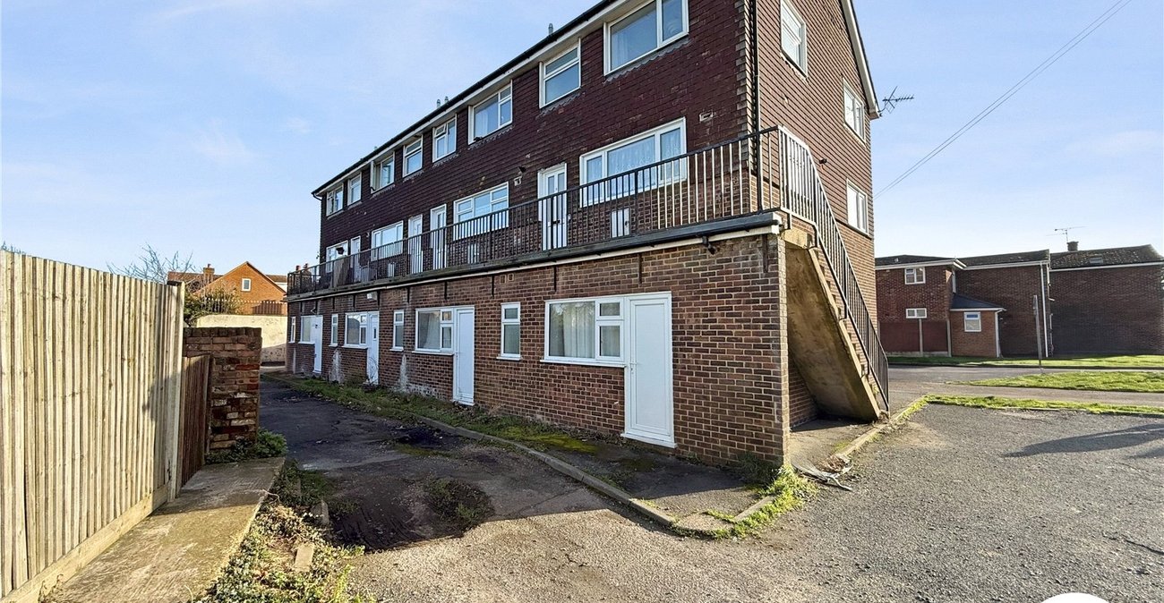 3 bedroom property to rent in Upchurch | Robinson Michael & Jackson