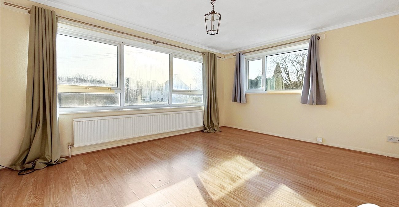 3 bedroom property to rent in Upchurch | Robinson Michael & Jackson