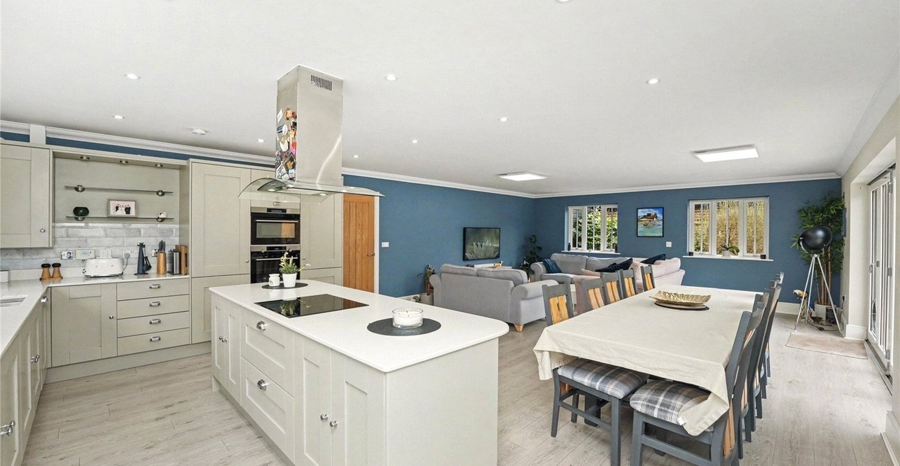 4 bedroom house to rent in Southfleet | Robinson Michael & Jackson