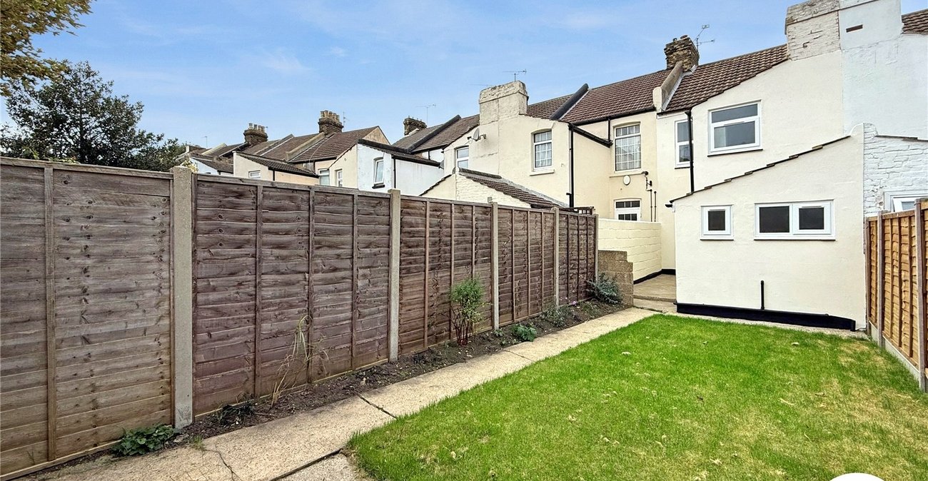 3 bedroom house to rent in Gillingham | Robinson Michael & Jackson