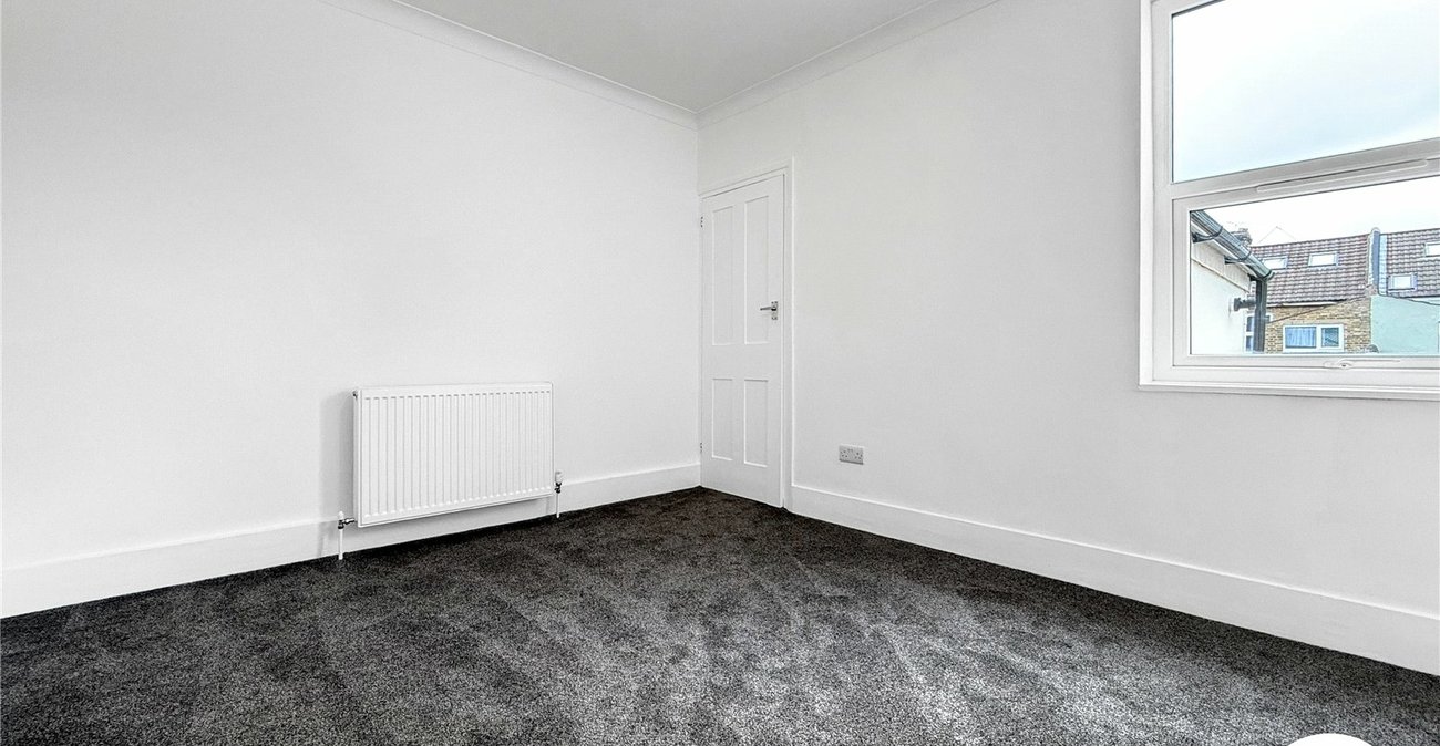 3 bedroom house to rent in Gillingham | Robinson Michael & Jackson