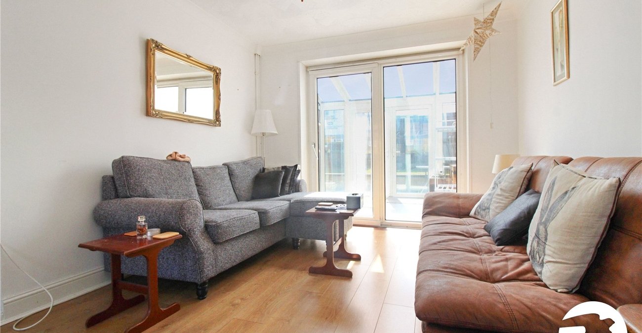 3 bedroom house to rent in Gravesend | Robinson Michael & Jackson