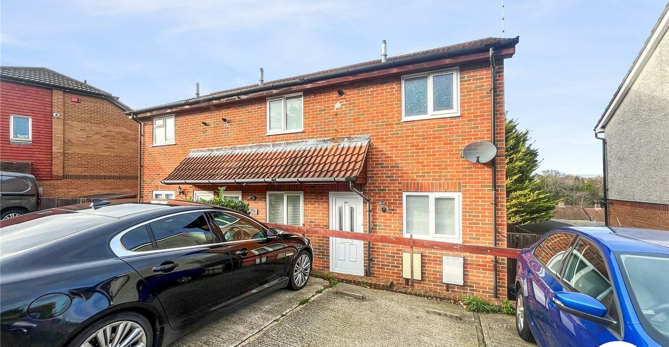 1 bedroom house to rent in Chatham | Robinson Michael & Jackson