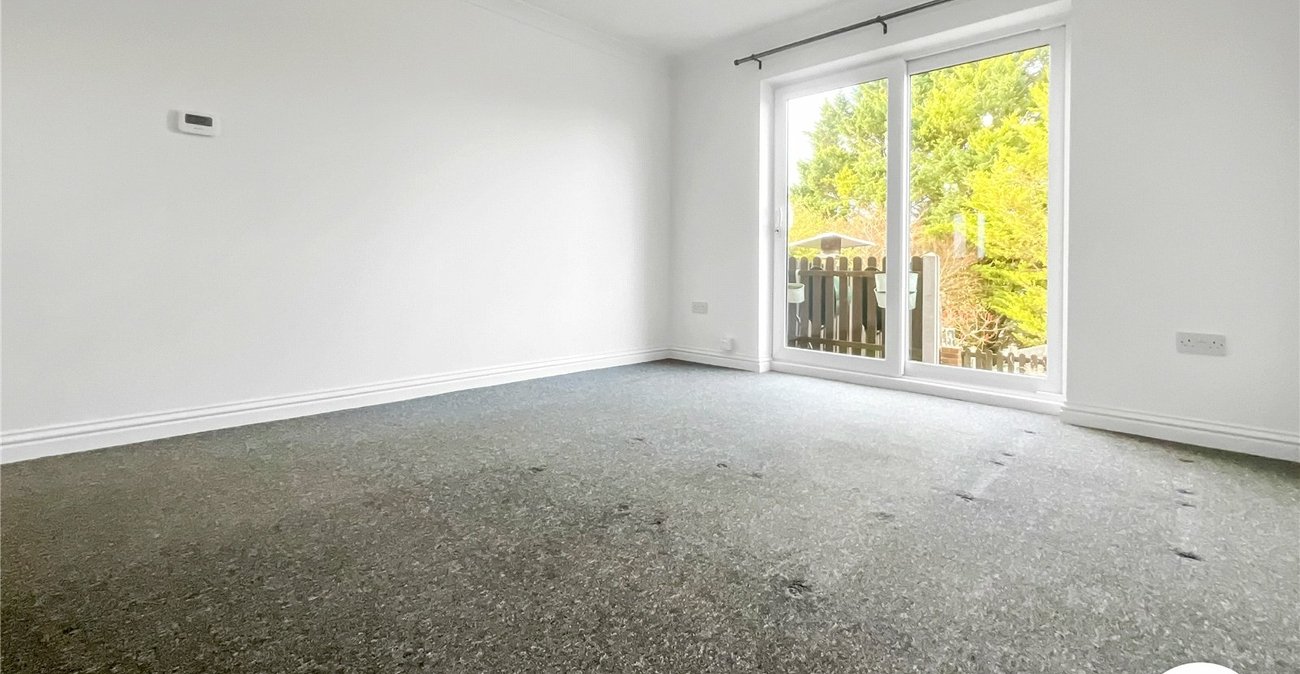 1 bedroom house to rent in Chatham | Robinson Michael & Jackson