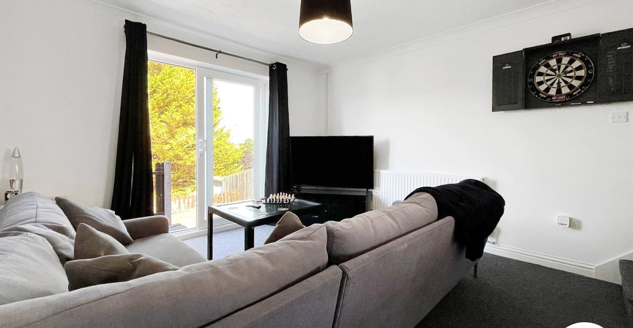 1 bedroom house to rent in Chatham | Robinson Michael & Jackson