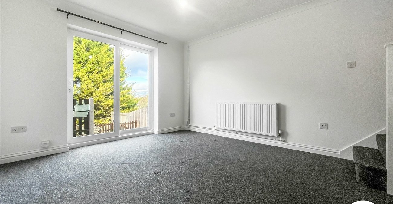 1 bedroom house to rent in Chatham | Robinson Michael & Jackson