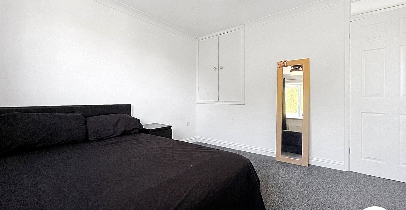 1 bedroom house to rent in Chatham | Robinson Michael & Jackson