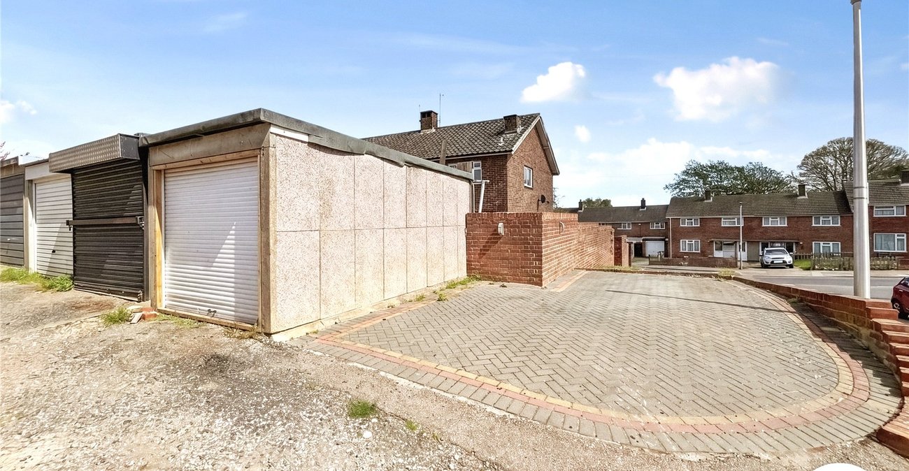 3 bedroom house to rent in Rochester | Robinson Michael & Jackson