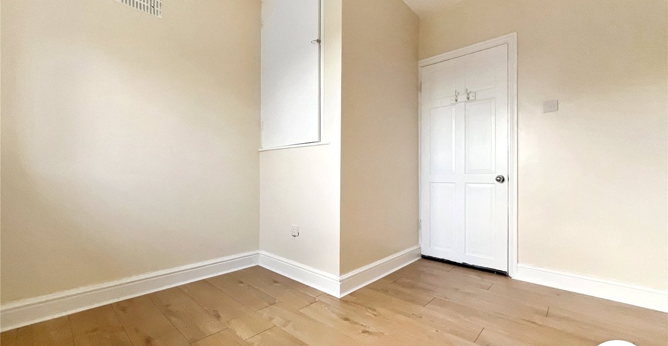 3 bedroom house to rent in Rochester | Robinson Michael & Jackson