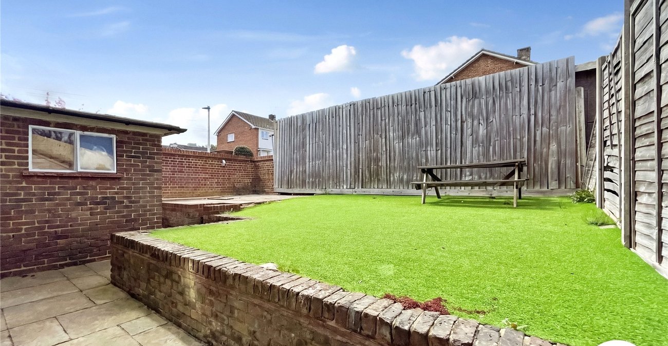 3 bedroom house to rent in Rochester | Robinson Michael & Jackson