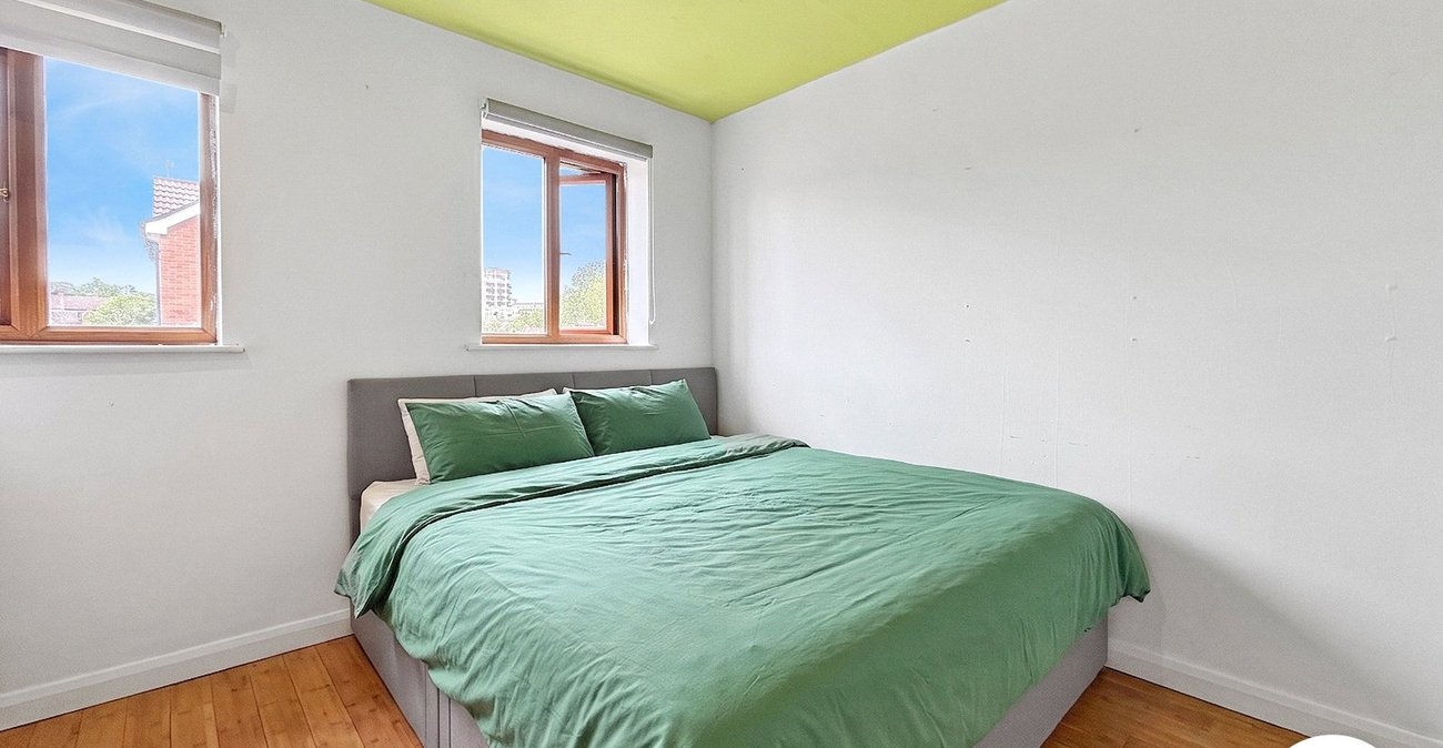 2 bedroom house to rent in Thamesmead | 