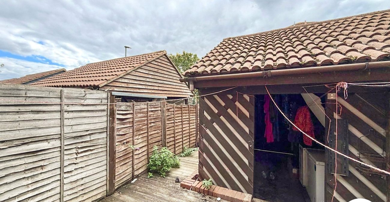 2 bedroom house to rent in Thamesmead | 