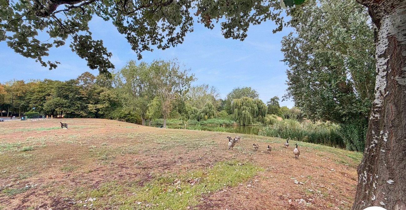 2 bedroom house to rent in Thamesmead | 