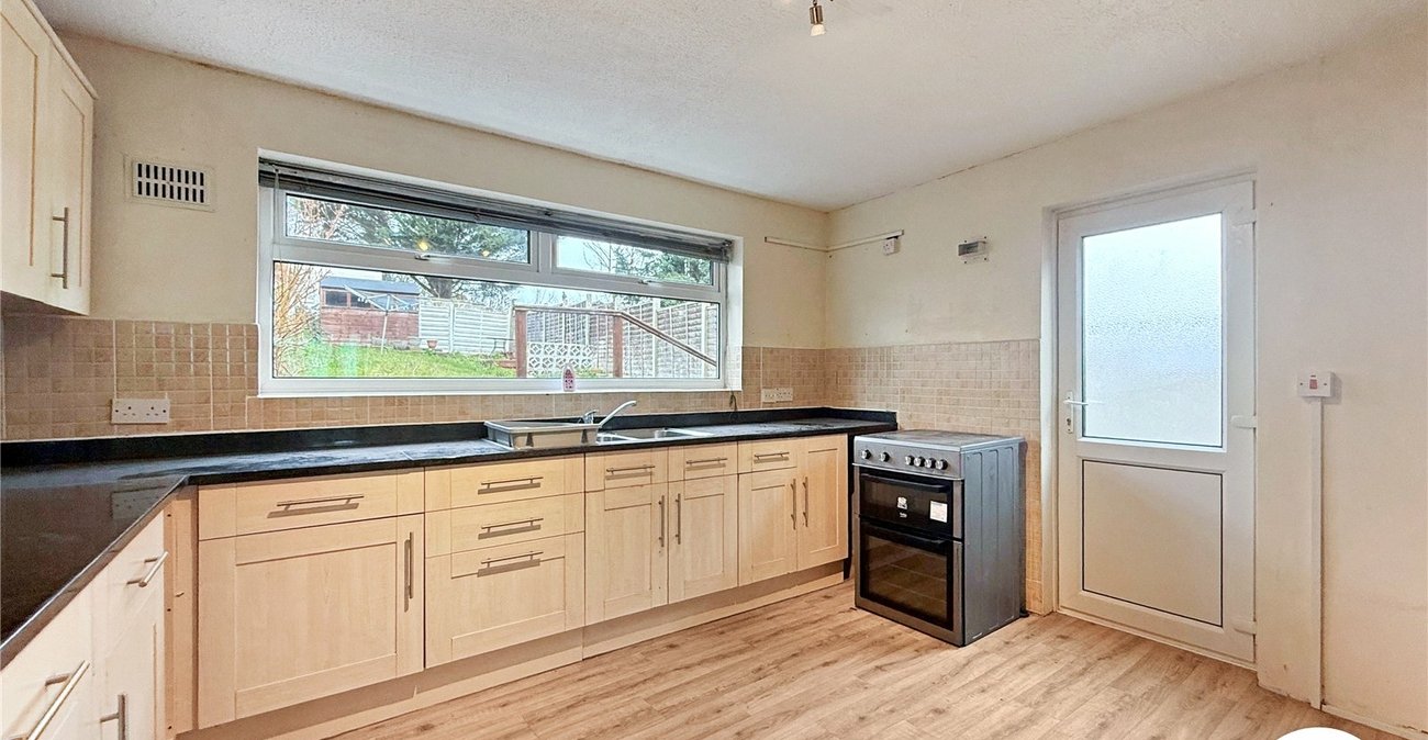 3 bedroom house to rent in Rochester | Robinson Michael & Jackson