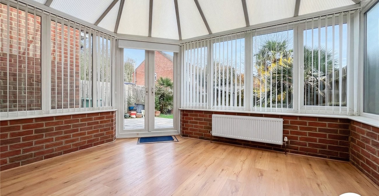 3 bedroom house to rent in Upnor | Robinson Michael & Jackson