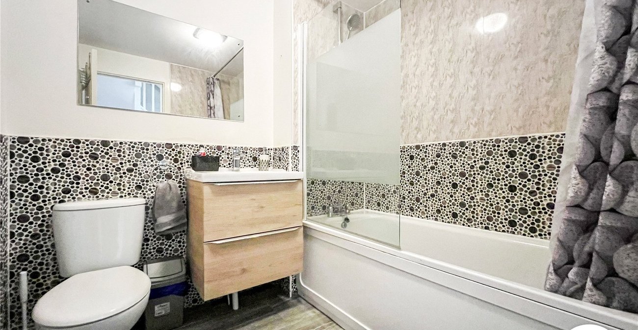 3 bedroom house to rent in Hoo | Robinson Michael & Jackson