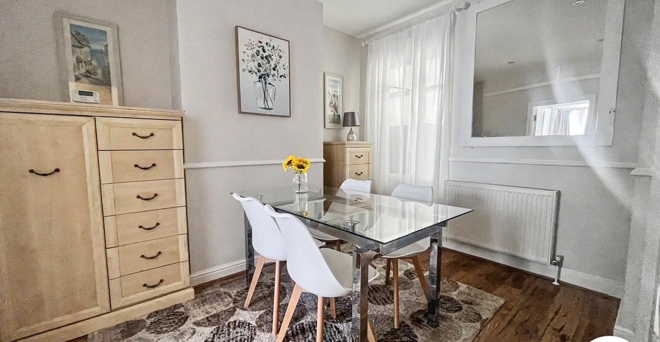 4 bedroom house to rent in Belvedere | Robinson Jackson